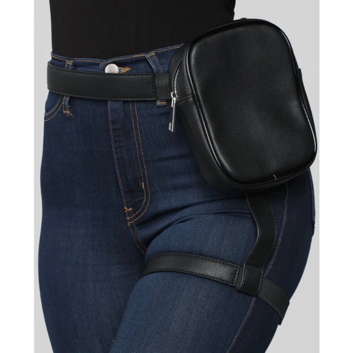 Cool Girl Waist Thigh Bag